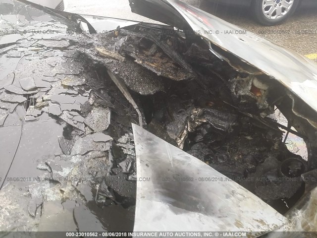 1G1ZG5E79CF311202 - 2012 CHEVROLET MALIBU LTZ 灰色 照片 6