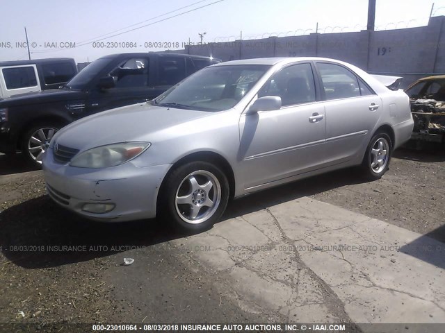 4T1BF30K04U573940 - 2004 TOYOTA CAMRY LE/XLE/SE Gümüş foto 2