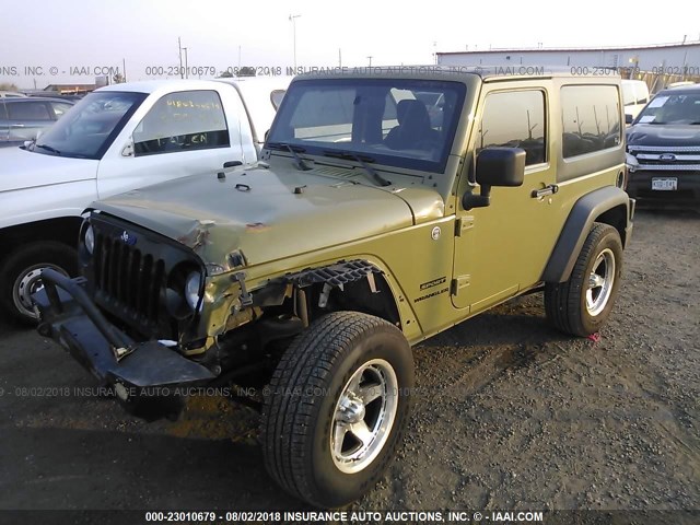 1C4AJWAG7DL656572 - 2013 JEEP WRANGLER SPORT GREEN photo 2