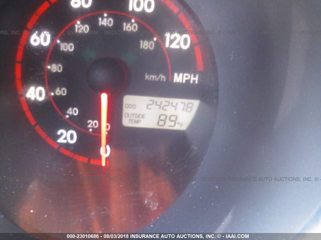 2T1KR32E54C180600 - 2004 TOYOTA COROLLA MATRIX XR Light Blue photo 7