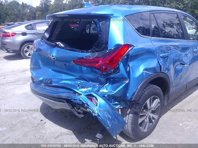 2T3RFREV5JW801812 - 2018 TOYOTA RAV4 ADVENTURE/XLE BLUE photo 6