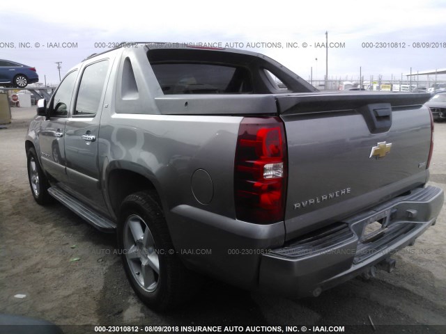 3GNEC12008G141505 - 2008 CHEVROLET AVALANCHE C1500 GRAY photo 3