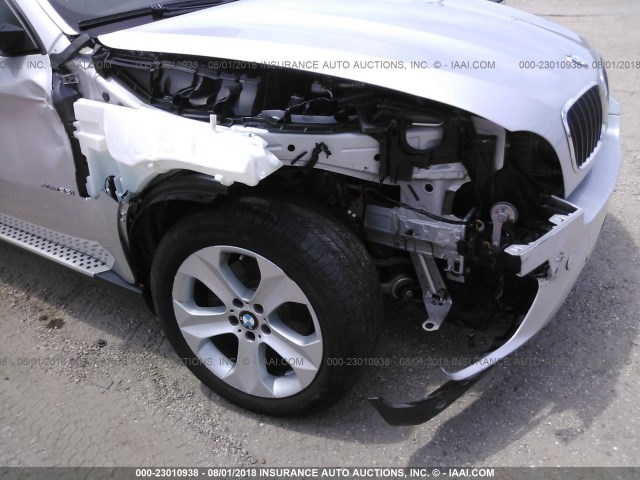5UXFG2C58CL779660 - 2012 BMW X6 XDRIVE35I SILVER photo 6