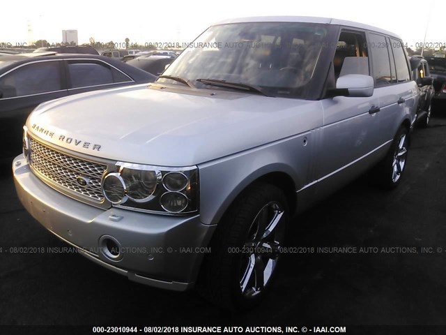 SALME15426A227268 - 2006 LAND ROVER RANGE ROVER HSE SILVER photo 2