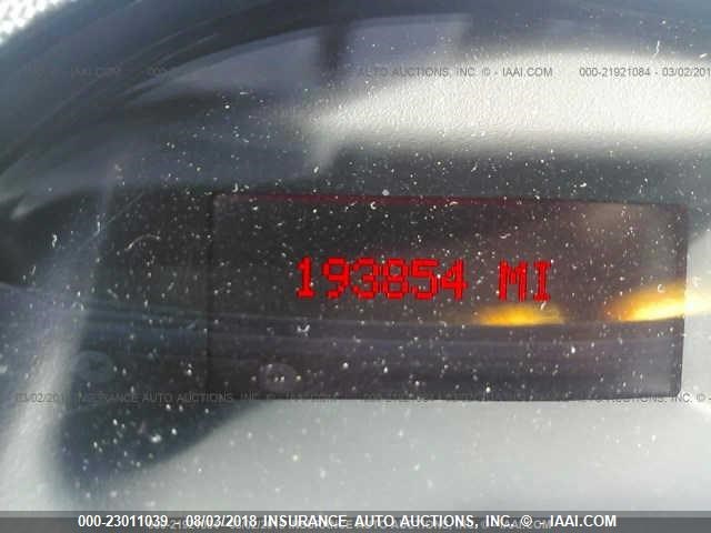 2G2WP552081134850 - 2008 PONTIAC GRAND PRIX SILVER photo 7