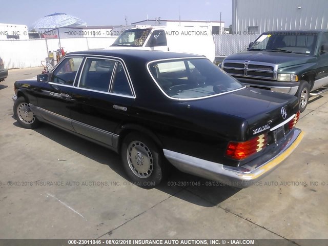 WDBCA25D8JA392978 - 1988 MERCEDES-BENZ 300 SEL BLACK photo 3