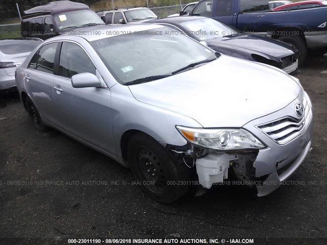 4T1BF3EK0AU070591 - 2010 TOYOTA CAMRY SE/LE/XLE SILVER photo 1