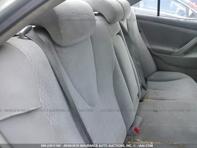 4T1BF3EK0AU070591 - 2010 TOYOTA CAMRY SE/LE/XLE SILVER photo 8
