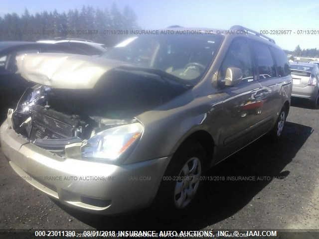 KNDMB233366040513 - 2006 KIA SEDONA EX/LX Unknown photo 2