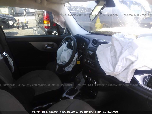 ZACCJAAT0FPB53471 - 2015 JEEP RENEGADE SPORT GREEN photo 5