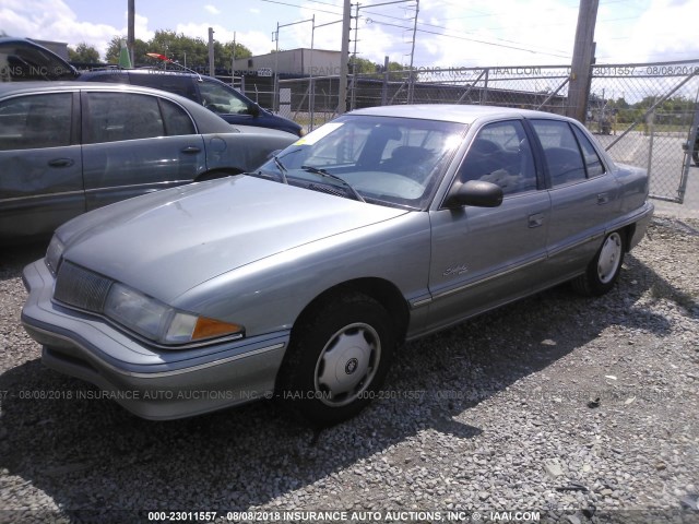 1G4NV55D0SC427823 - 1995 BUICK SKYLARK GRAN SPORT/CUSTOM/LIMITED SILVER photo 2