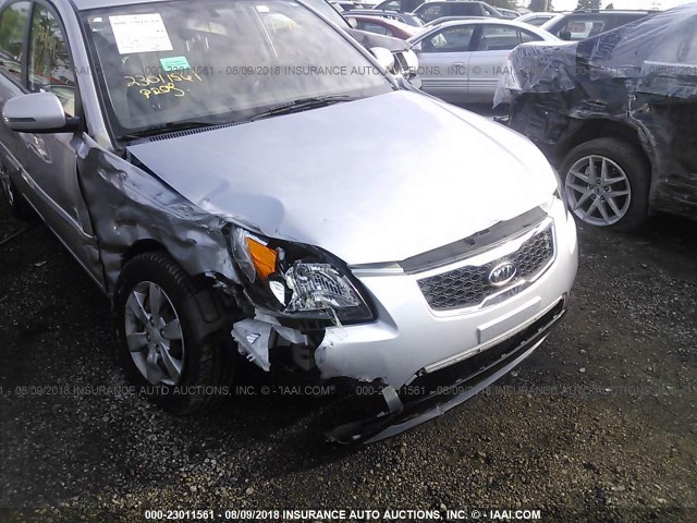 KNADH4A35B6868857 - 2011 KIA RIO LX/SX SILVER photo 6