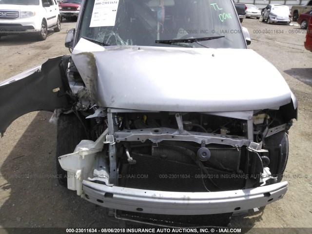 JTLKT324864070367 - 2006 TOYOTA SCION XB Silber Foto 6