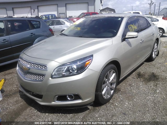 1G11H5SA1DF140473 - 2013 CHEVROLET MALIBU LTZ 金色 照片 2