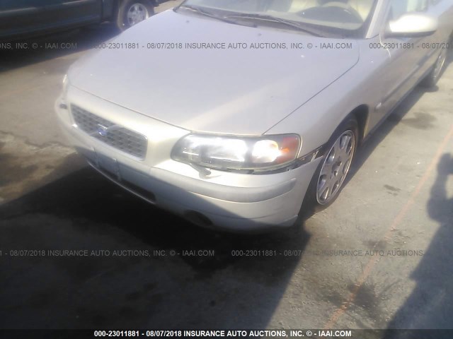 YV1RS58D412069327 - 2001 VOLVO S60 2.4T GRAY photo 6