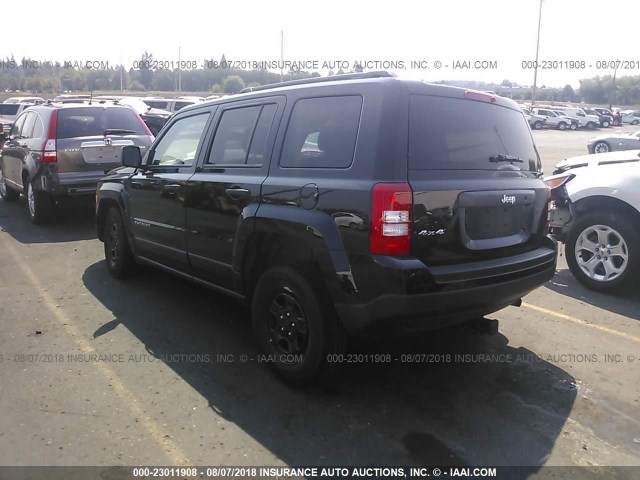 1C4NJRBB1HD155585 - 2017 JEEP PATRIOT SPORT BLACK photo 3