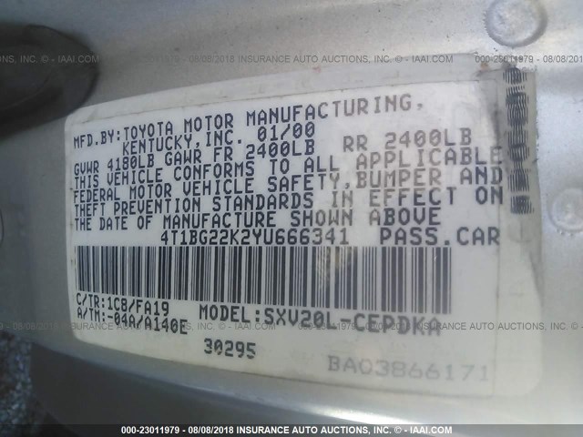 4T1BG22K2YU666341 - 2000 TOYOTA CAMRY CE/LE/XLE 银色 照片 9