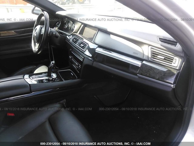 WBAYE8C57DD132243 - 2013 BMW 750 LI SILVER photo 5