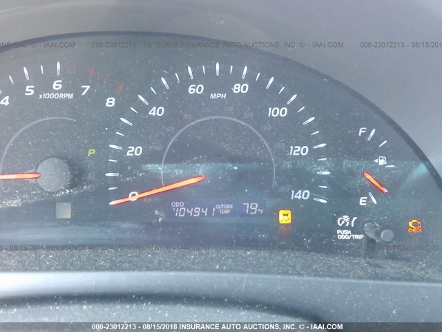 4T1BF3EK4AU025542 - 2010 TOYOTA CAMRY SE/LE/XLE ნაცრისფერი ფოტო 7