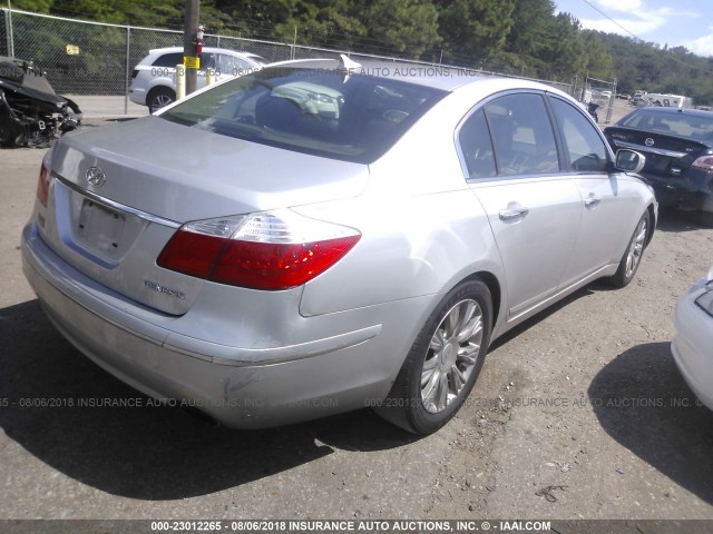 KMHGC4DE8AU074940 - 2010 HYUNDAI GENESIS 3.8L SILVER photo 4