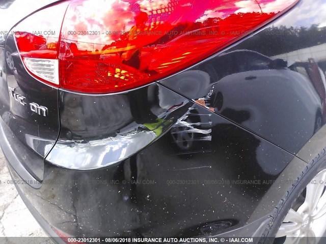 KM8JU3AC7BU174531 - 2011 HYUNDAI TUCSON GLS/LIMITED 黑色 照片 8