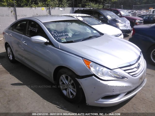 5NPEB4AC9DH768715 - 2013 HYUNDAI SONATA GLS SILVER photo 1