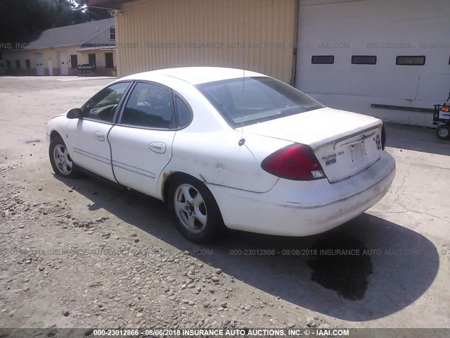 1FAFP552X2G267207 - 2002 FORD TAURUS SES WHITE photo 3