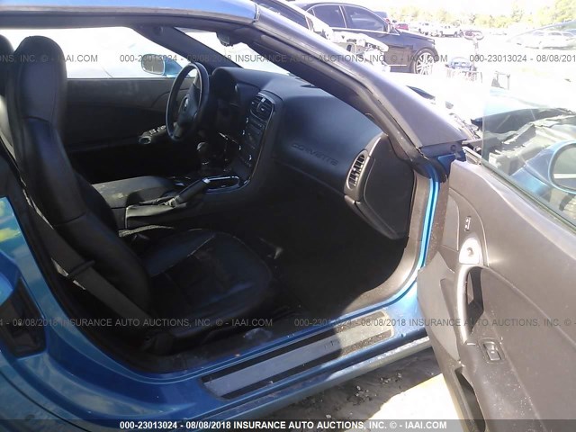 1G1YY25E585103353 - 2008 CHEVROLET CORVETTE Z06 BLUE photo 5