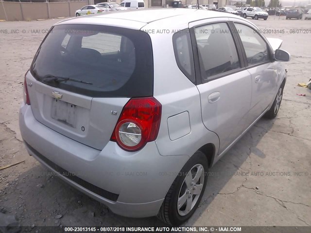 KL1TD66E09B644808 - 2009 CHEVROLET AVEO LS/LT 银色 照片 4