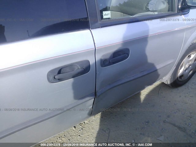 1B4GP24352B685966 - 2002 DODGE GRAND CARAVAN SE SILVER photo 6