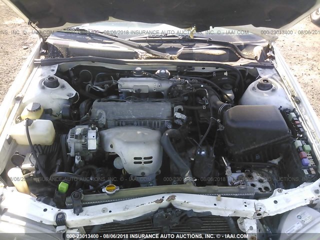 JT2BG28K7W0147407 - 1998 TOYOTA CAMRY LE/XLE WHITE photo 10