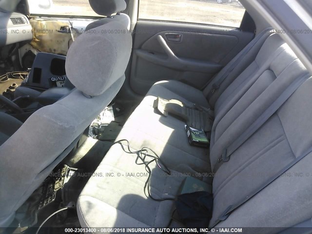 JT2BG28K7W0147407 - 1998 TOYOTA CAMRY LE/XLE WHITE photo 8