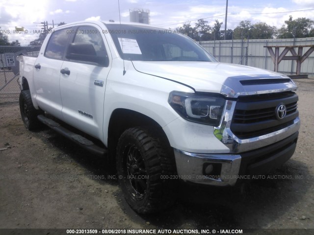 5TFDW5F17FX461984 - 2015 TOYOTA Tundra CREWMAX SR5/TRD PRO WHITE photo 1