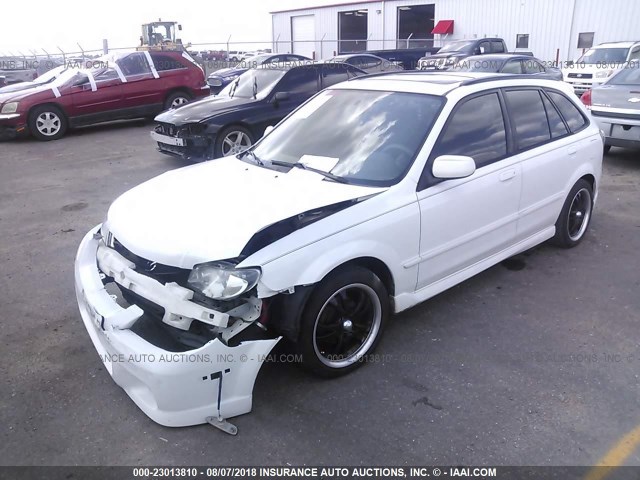 JM1BJ246921514023 - 2002 MAZDA PROTEGE PR5 WHITE photo 2