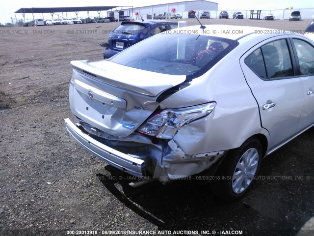 3N1CN7APXFL829918 - 2015 NISSAN VERSA S/S PLUS/SV/SL SILVER photo 6