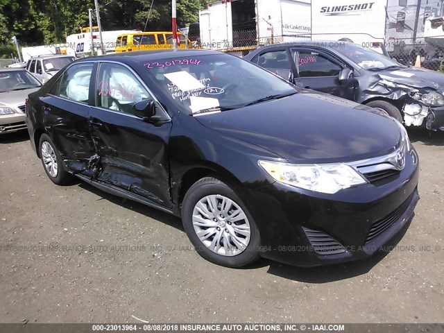 4T1BF1FK0DU695614 - 2013 TOYOTA CAMRY L/SE/LE/XLE 黑色 照片 1