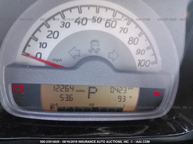 WMEEJ3BA7BK477852 - 2011 SMART FORTWO PURE/PASSION WHITE photo 7