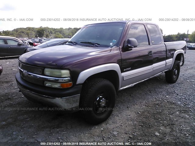 1GCGK29U8YE125739 - 2000 CHEVROLET SILVERADO K2500 RED photo 2