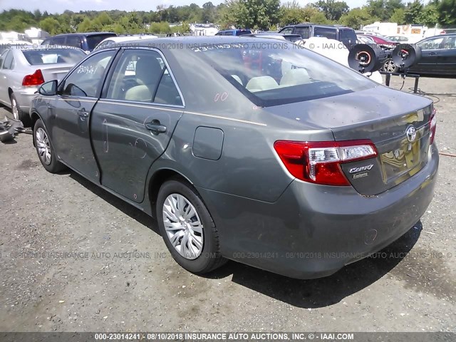 4T4BF1FK1ER397483 - 2014 TOYOTA CAMRY L/SE/LE/XLE Yaşıl foto 3