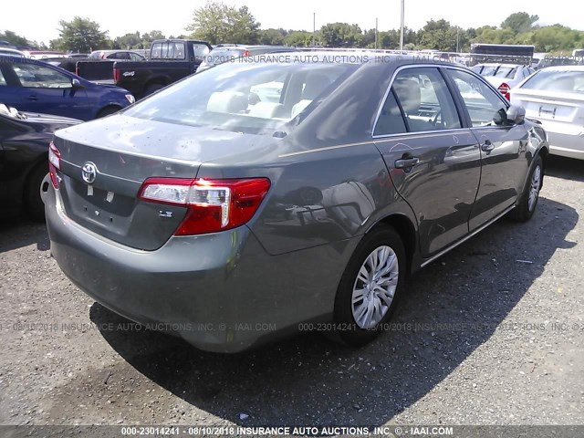 4T4BF1FK1ER397483 - 2014 TOYOTA CAMRY L/SE/LE/XLE GREEN photo 4