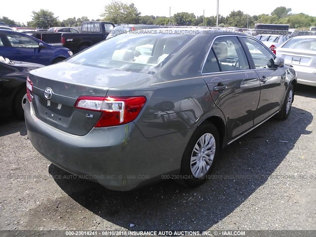 4T4BF1FK1ER397483 - 2014 TOYOTA CAMRY L/SE/LE/XLE Yaşıl foto 4