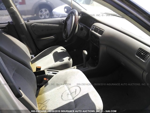 1Y1SK5487XZ444672 - 1999 CHEVROLET GEO PRIZM LSI BEIGE photo 5