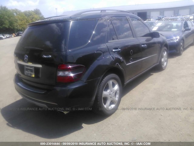 4JGBB86E96A005507 - 2006 MERCEDES-BENZ ML 350 BLACK photo 4