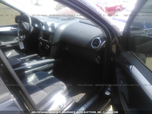 4JGBB86E96A005507 - 2006 MERCEDES-BENZ ML 350 BLACK photo 5