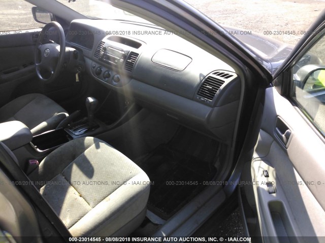 4T1BE32K34U932097 - 2004 TOYOTA CAMRY LE/XLE/SE Boz foto 5