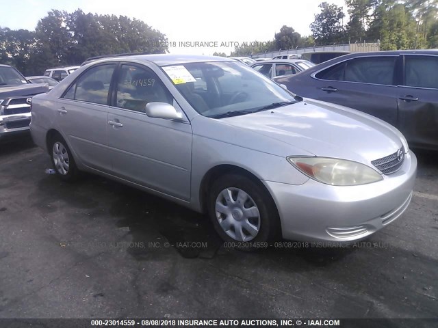 4T1BE32K03U225599 - 2003 TOYOTA CAMRY LE/XLE/SE Gümüş foto 1