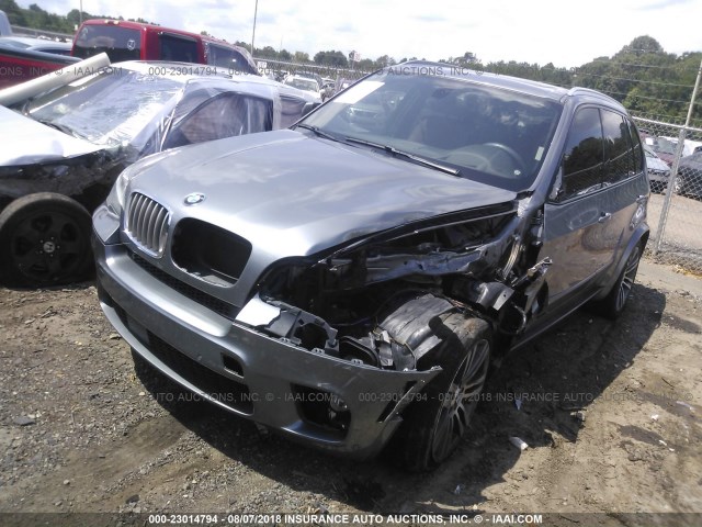 5UXZV8C57D0C15977 - 2013 BMW X5 XDRIVE50I GRAY photo 2