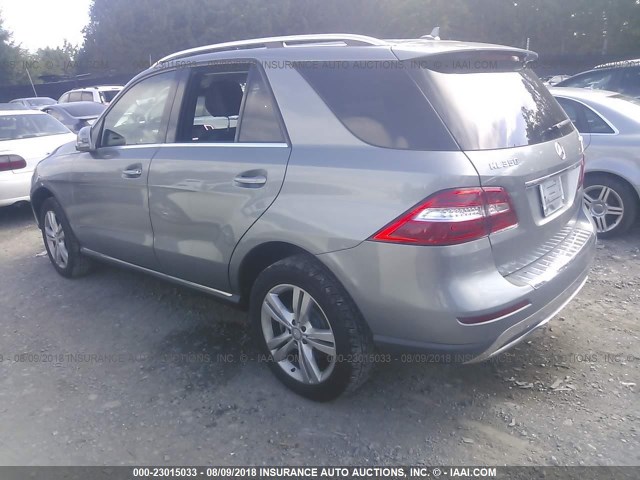 4JGDA5HB7DA142746 - 2013 MERCEDES-BENZ ML 350 4MATIC GRAY photo 3