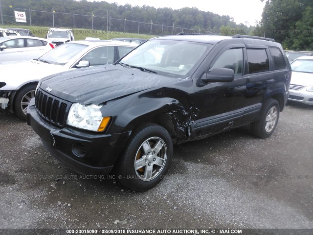 1J4GS48K25C604977 - 2005 JEEP GRAND CHEROKEE LAREDO/COLUMBIA/FREEDOM 黑色 照片 2