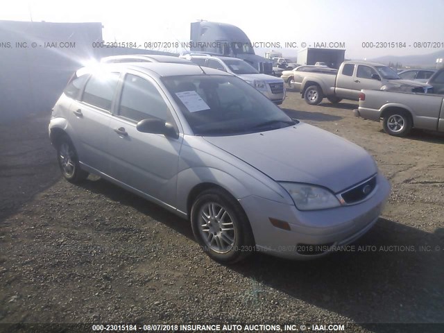 1FAFP37N17W217577 - 2007 FORD FOCUS ZX5/S/SE/SES 银色 照片 1